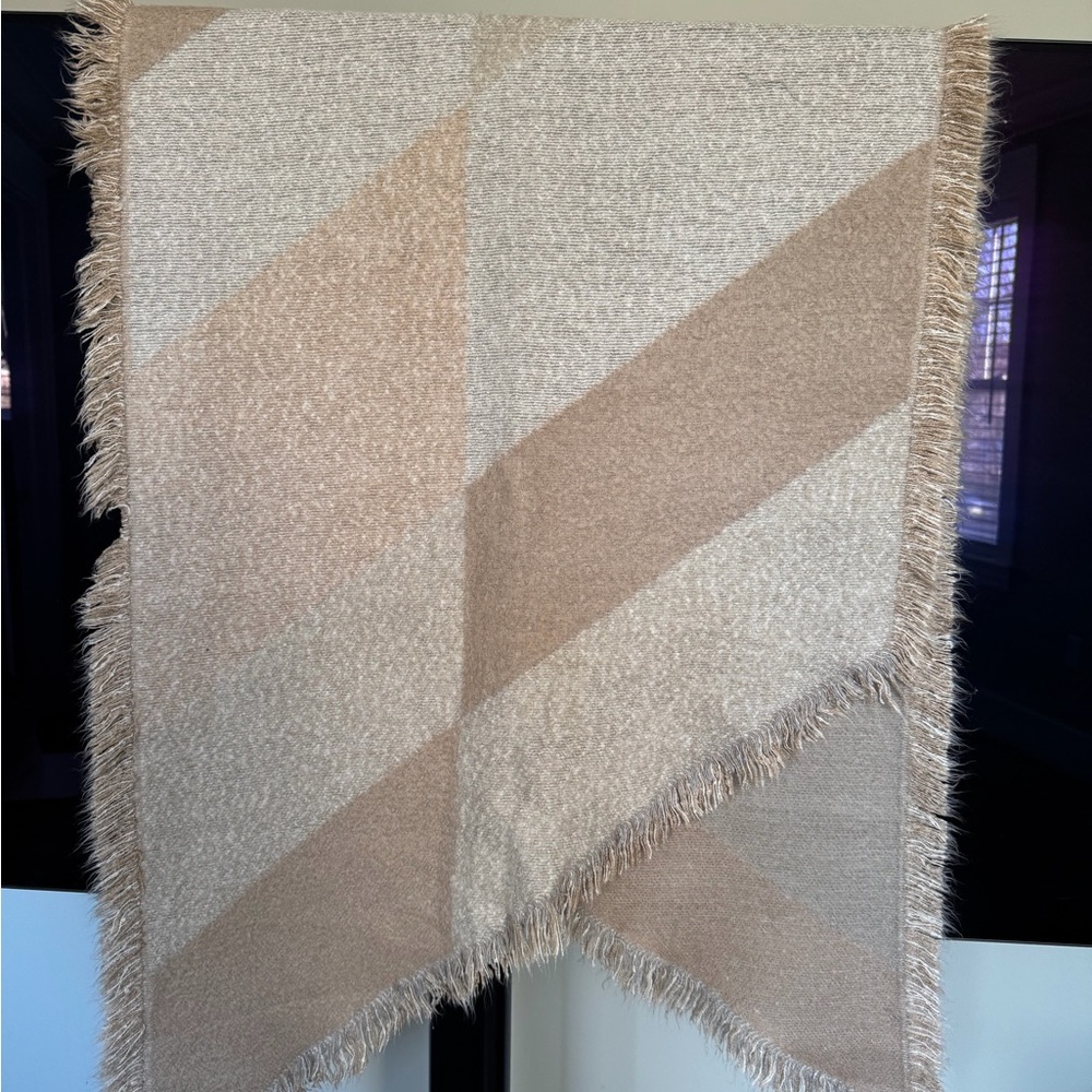 Beige and Cream Geometric Patterned Scarf